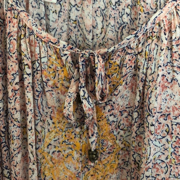 Floral cut out long sleeve M - Picture 4 of 6